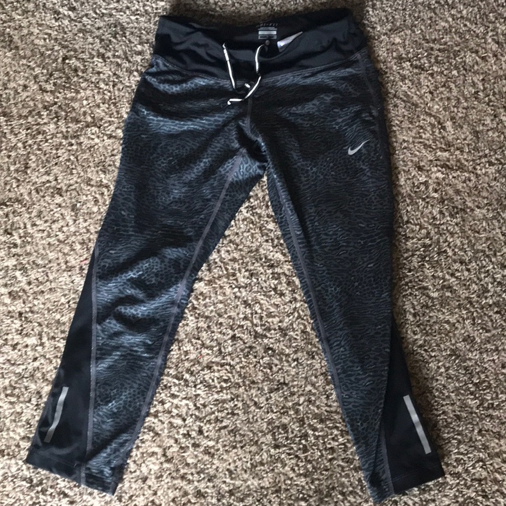 Nike Dry Fit Capris
